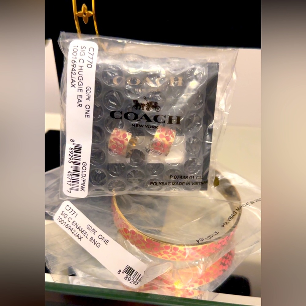 Coach Huggie Earring and Bracelet Set